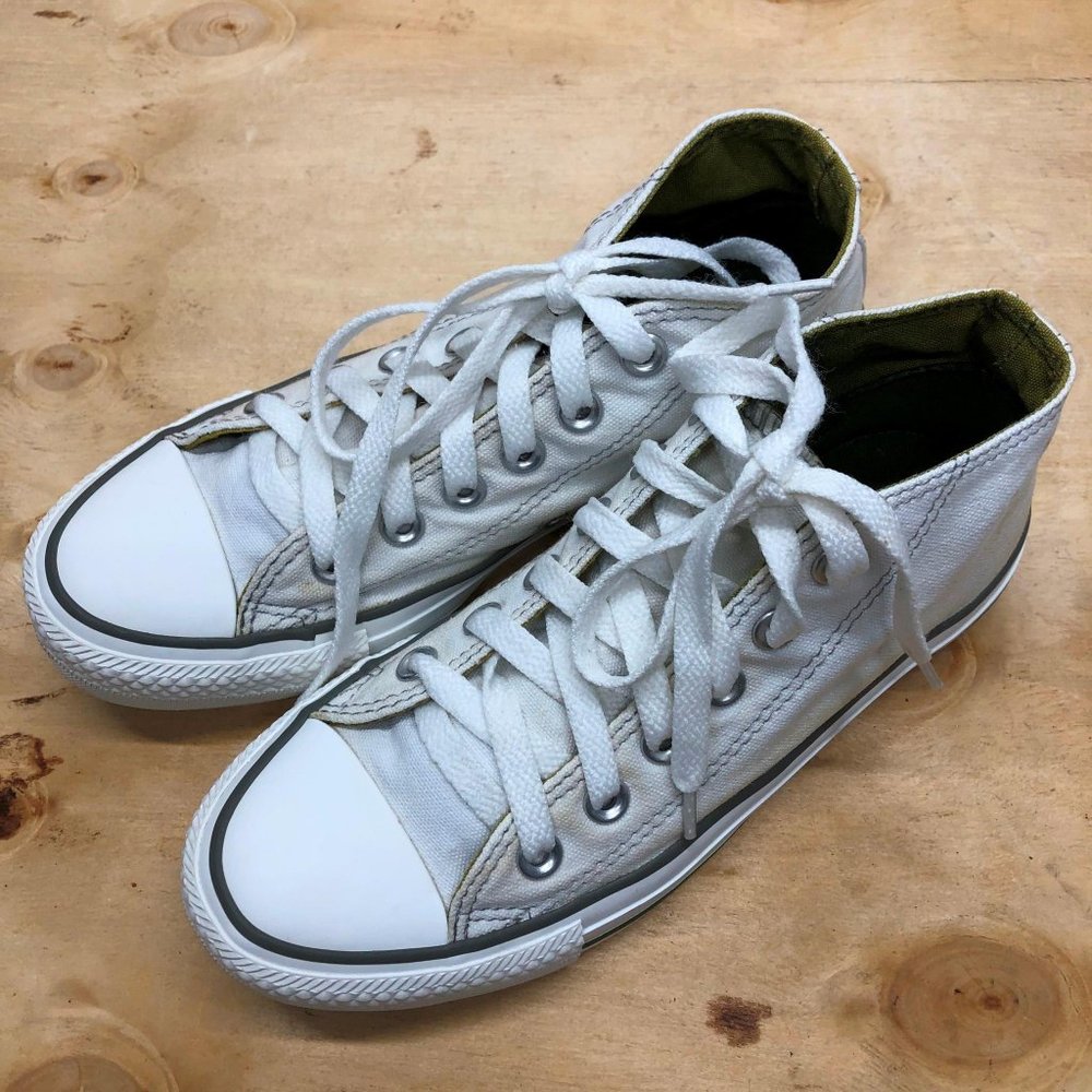 Unisex All Star Converse White Sz Men's 4 Wome's 6
